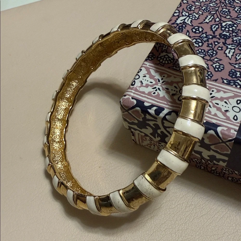 RLL LAUREN RALPH LAUREN Off-White Enamel Gold Tone Striped Bengal Bracelet